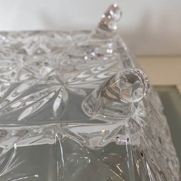 MidCentury Bohemian Footed Lead Crystal Square Scalloped Edge Star Pinwheel Bowl - Picture 11 of 14